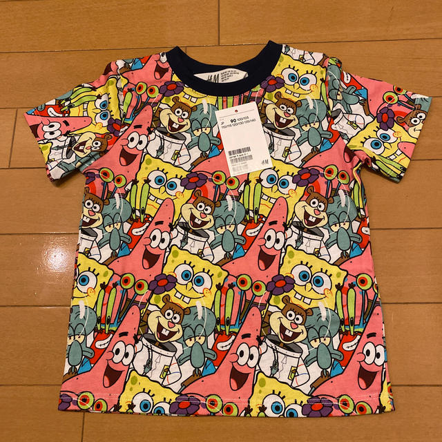 H&M(エイチアンドエム)の値下げ　スポンジボブ　Tシャツ　H&M キッズ/ベビー/マタニティのキッズ服男の子用(90cm~)(Tシャツ/カットソー)の商品写真