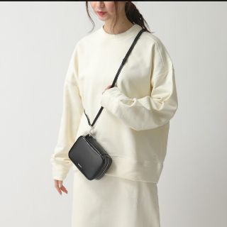 ジルサンダー(Jil Sander)の【新品タグ付】JIL SANDER J-Vision ショルダーバッグ(クラッチバッグ)