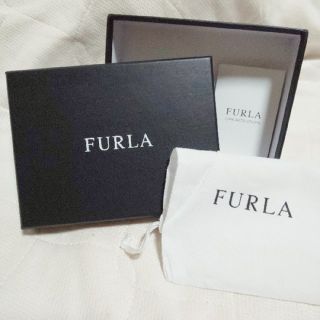 フルラ(Furla)の【FURLA】 空箱 12×15.5cm 美品 白布袋つき(ショップ袋)