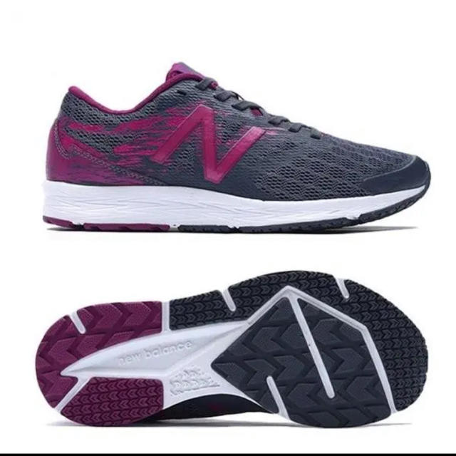 New Balance(ニューバランス)のニューバランス　23.5cm　ランニング　レディース　GY/PP レディースの靴/シューズ(スニーカー)の商品写真