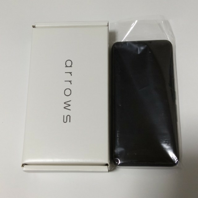 富士通(フジツウ)のArrows M05 スマホ/家電/カメラのスマートフォン/携帯電話(スマートフォン本体)の商品写真