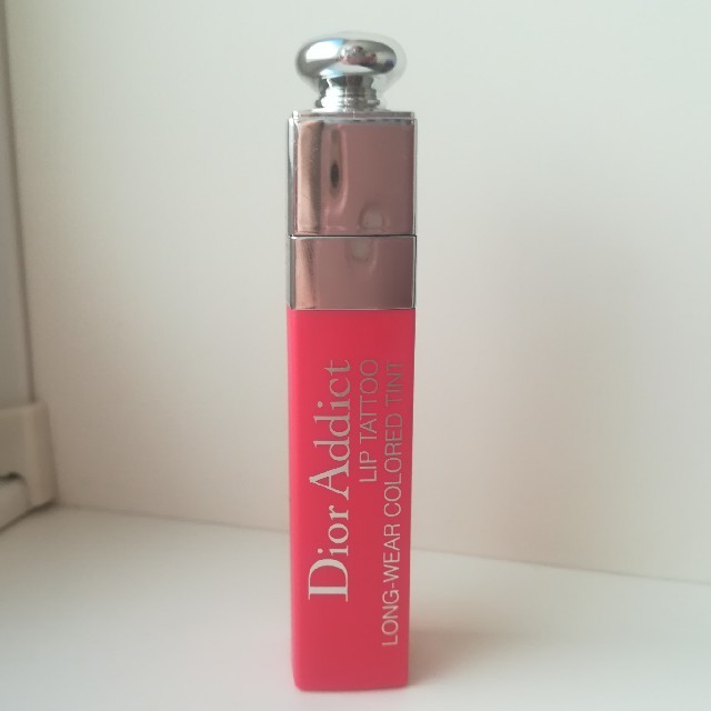 Christian Dior(クリスチャンディオール)のディオールリップタトゥー 箱付き コスメ/美容のベースメイク/化粧品(リップグロス)の商品写真