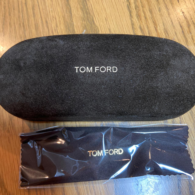 TOM FORD(トムフォード)のTOM FORD メガネケース レディースのファッション小物(サングラス/メガネ)の商品写真