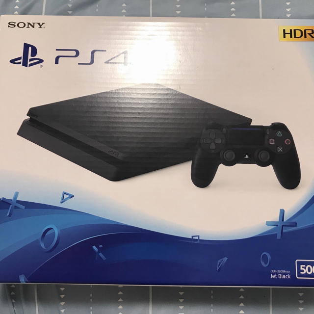 PlayStation4(プレイステーション4)のPS4 本体　CUH-2200AB01 縦置きスタンド付き エンタメ/ホビーのゲームソフト/ゲーム機本体(家庭用ゲーム機本体)の商品写真