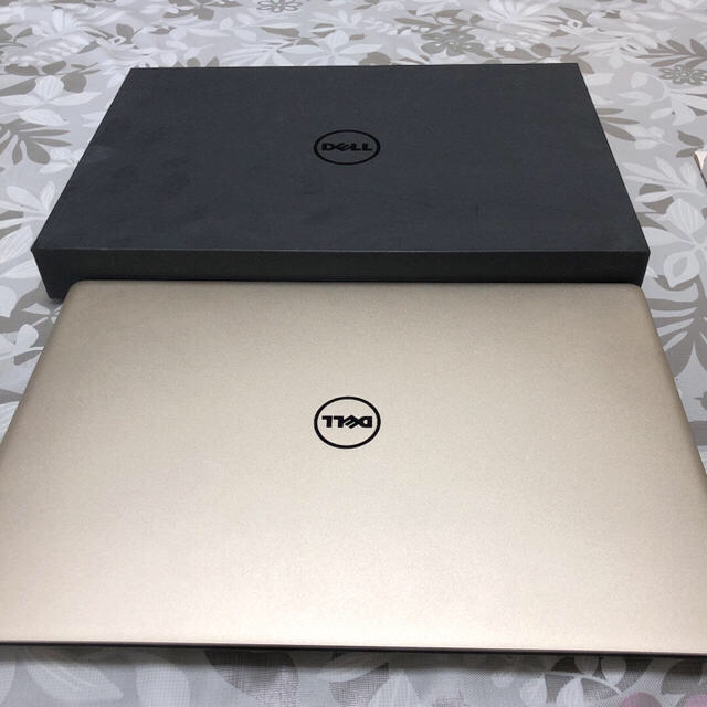 DELL(デル)のDEEL  XPS13   9350ジャンク品 スマホ/家電/カメラのPC/タブレット(ノートPC)の商品写真