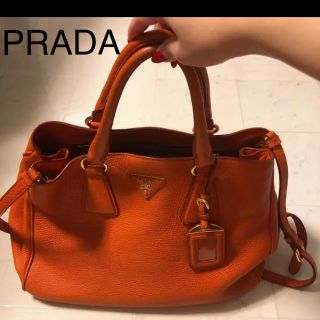 プラダ(PRADA)のPRADAレザー ハンドバッグ ショルダーバッグ　オレンジ(ハンドバッグ)