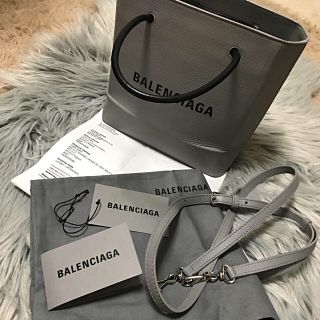 バレンシアガ(Balenciaga)のsale！BUYMA購入 バレンシアガ エブリデイ トート XXS グレー(トートバッグ)