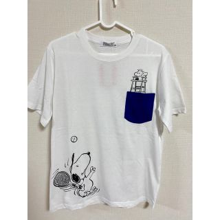 ピーナッツ(PEANUTS)の【新品】スヌーピータウンショップ限定デザイン　Tシャツ　Mサイズ　最終値下げ(Tシャツ(半袖/袖なし))