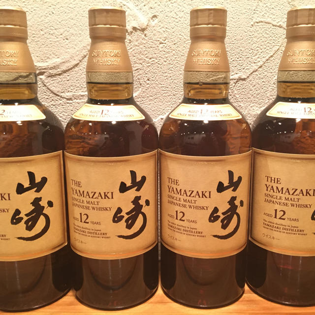 食品/飲料/酒サントリー山崎12年　700ml   4本セット