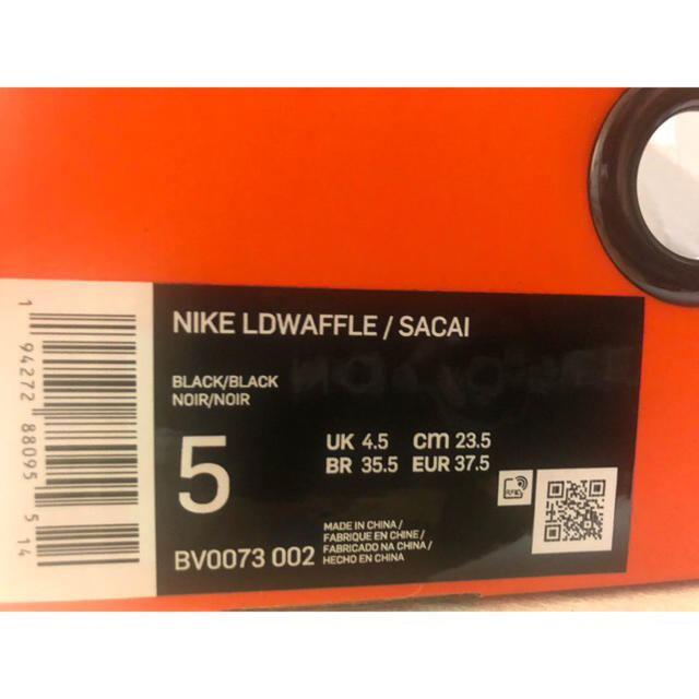 NIKE(ナイキ)のSACAI × NIKE LDWAFFLE Black Nylon メンズの靴/シューズ(スニーカー)の商品写真