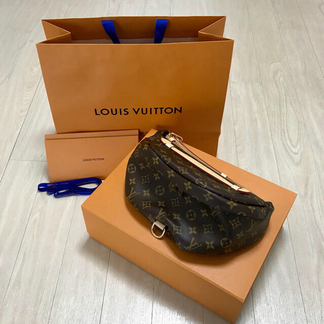 LOUIS VUITTON バムバッグ