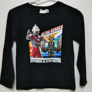 バンダイ(BANDAI)の【新品タグ付】ウルトラマン　ロンT　130(Tシャツ/カットソー)