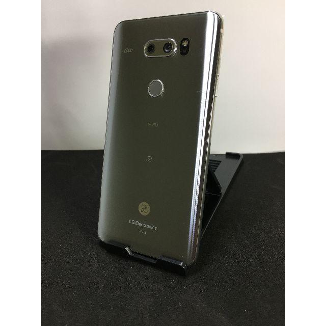 LG Electronics(エルジーエレクトロニクス)の送料無料 au SIMフリー LGV35 クラウドシルバー ｒ6-14 スマホ/家電/カメラのスマートフォン/携帯電話(スマートフォン本体)の商品写真