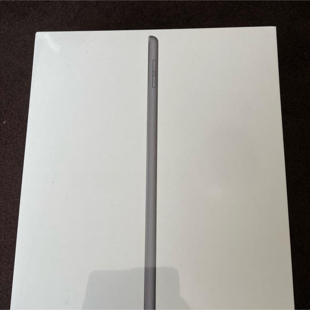 iPad(アイパッド)のiPad 10.2インチ 第7世代 Wi-Fi 32GB 2019年秋モデル  スマホ/家電/カメラのPC/タブレット(タブレット)の商品写真