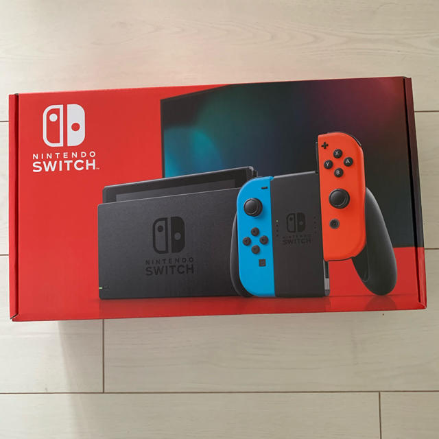 任天堂　スイッチ　本体　新品　ネオンレッド／ブルー