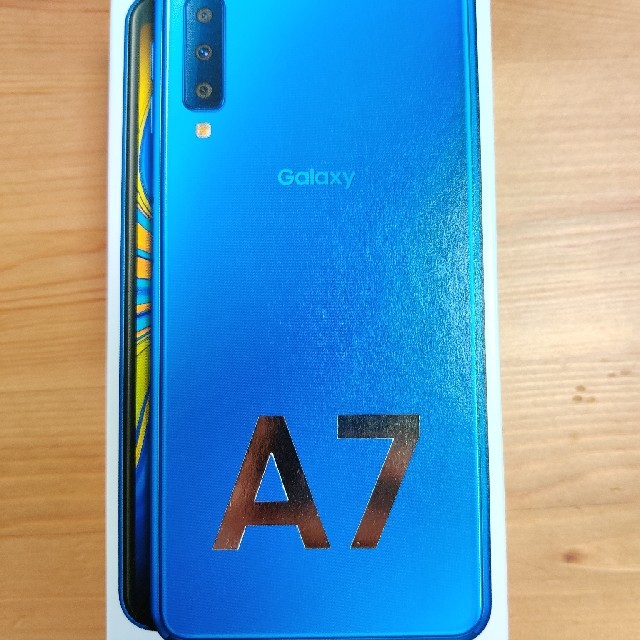 Galaxy A7　新品未使用未開封　ブルー