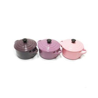 ルクルーゼ(LE CREUSET)の【未使用品】ルクルーゼ　ミニココット　ふた付き　３個セット　パープル(食器)