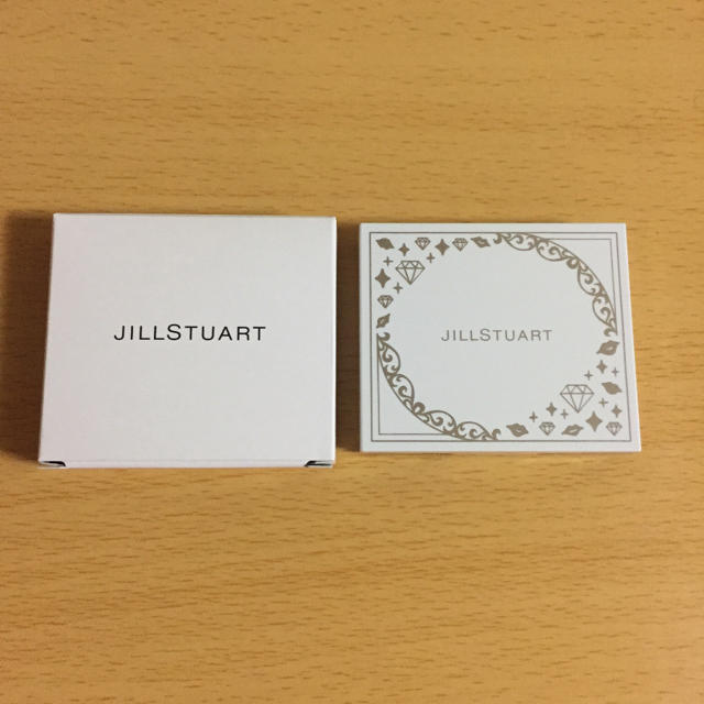 JILLSTUART(ジルスチュアート)のJILLSTUART アイコニックルックアイシャドウ コンパクトG コスメ/美容のメイク道具/ケアグッズ(ボトル・ケース・携帯小物)の商品写真