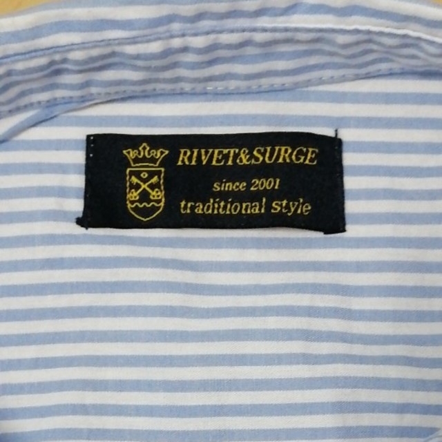 rivet & surge(リベットアンドサージ)のRIVET & SURGE　ストライプ　半袖　シャツ レディースのトップス(シャツ/ブラウス(半袖/袖なし))の商品写真