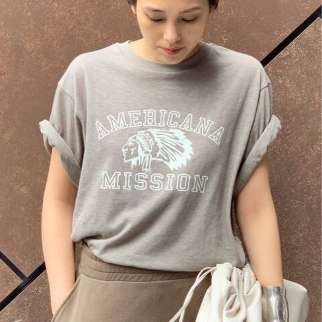 L'Appartement DEUXIEME CLASSE(アパルトモンドゥーズィエムクラス)のAP STUDIO【AMERICANA】別注 インディアンTシャツ  レディースのトップス(Tシャツ(半袖/袖なし))の商品写真