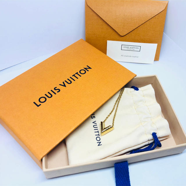 LOUIS VUITTON - ルイヴィトン M61083 エッセンシャルV ネックレス イエローゴールド