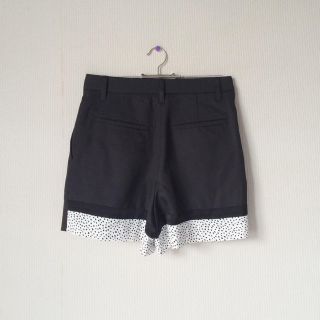 トーガ(TOGA)の【美品】AKIRANAKAショートパンツ(ショートパンツ)