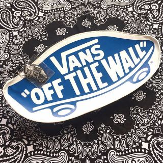 ヴァンズ(VANS)の✩︎新品✩︎ VANS ロゴ クラッチバッグ ブルー(クラッチバッグ)