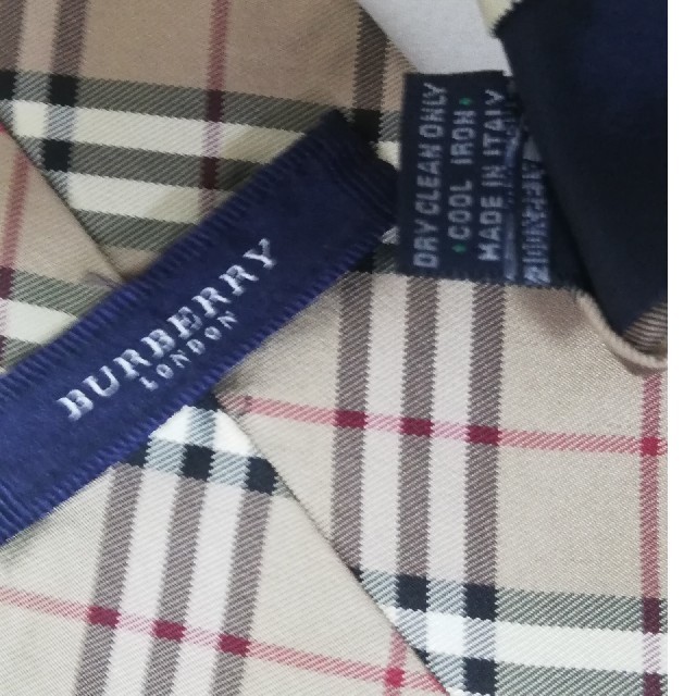 BURBERRY(バーバリー)の美品★バーバリーBURBERRY★ノバチェック柄高級ネクタイ！売り切れ必至！ メンズのファッション小物(ネクタイ)の商品写真