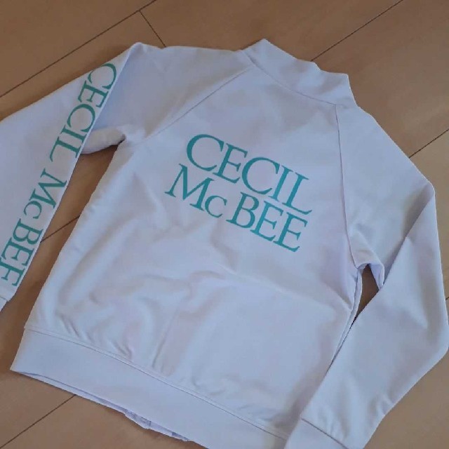 CECIL McBEE(セシルマクビー)のCECIL McBEE　セシルマクビー　ラッシュガード　110cm キッズ/ベビー/マタニティのキッズ服女の子用(90cm~)(水着)の商品写真