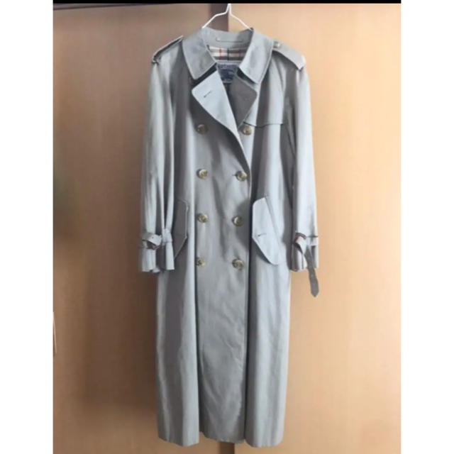 BURBERRY(バーバリー)のBurberrys trench coat レディースのジャケット/アウター(トレンチコート)の商品写真