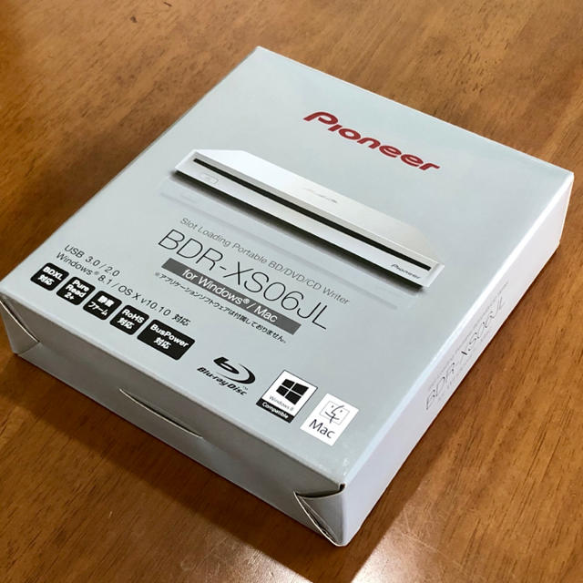 Pioneer(パイオニア)のPioneer製 DVD/Blu-rayドライブ (Windows/Mac) スマホ/家電/カメラのPC/タブレット(PC周辺機器)の商品写真