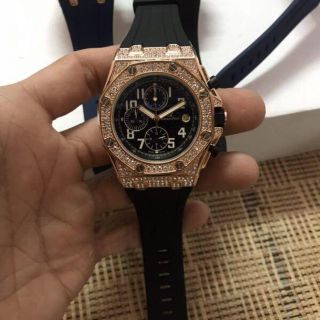 オーデマピゲ(AUDEMARS PIGUET)のオーデマピゲ　腕時計　本日限定値下げ(腕時計(アナログ))