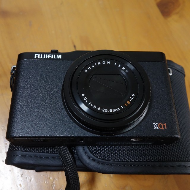 FUJIFILM 富士フイルム XQ1 ブラック - コンパクトデジタルカメラ