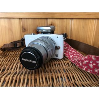 オリンパス(OLYMPUS)のTomoさま専用　オリンパス OLYMPUS PEN Mini E-PM1(廃盤(ミラーレス一眼)