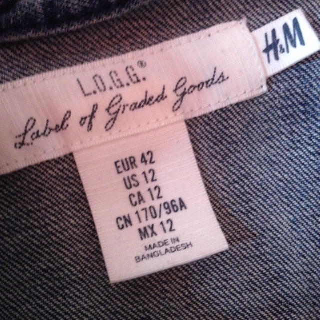H&M(エイチアンドエム)のH&M デニムジャケット レディースのジャケット/アウター(Gジャン/デニムジャケット)の商品写真