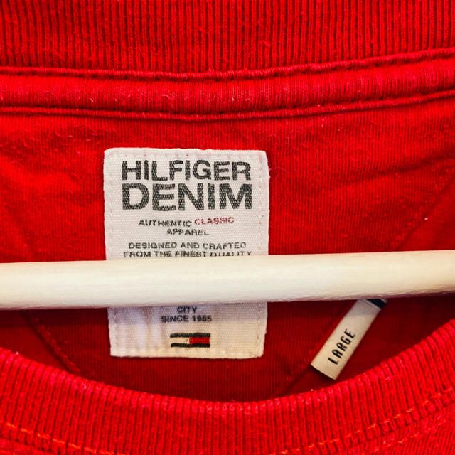 TOMMY HILFIGER(トミーヒルフィガー)の美品！TOMMY HILFIGER！ロゴTシャツ！赤！ メンズのトップス(Tシャツ/カットソー(半袖/袖なし))の商品写真