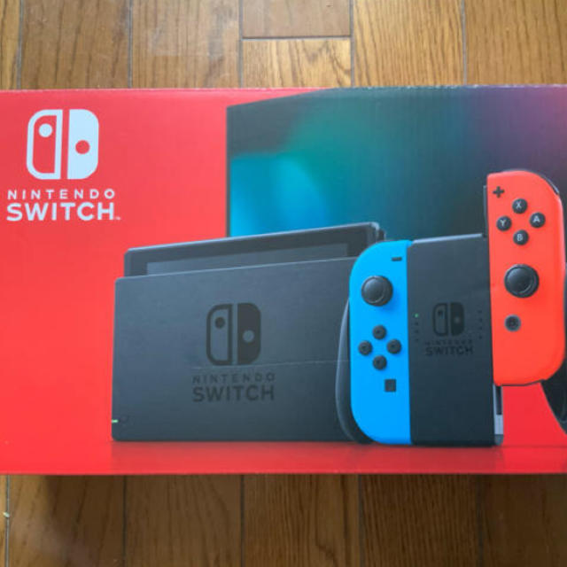 Nintendo switch 新型　ネオンレッド　ネオンブルー