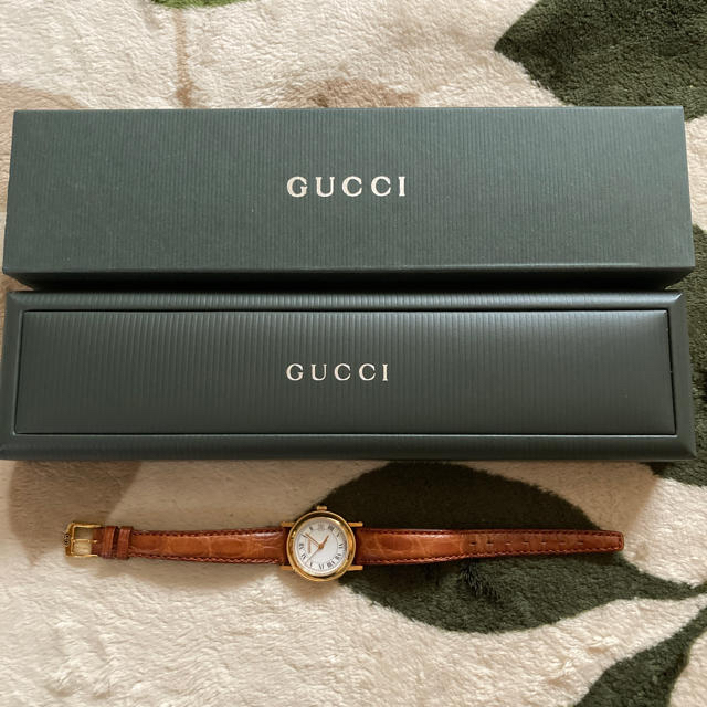 Gucci(グッチ)のグッチ　革ベルト腕時計　 レディースのファッション小物(腕時計)の商品写真