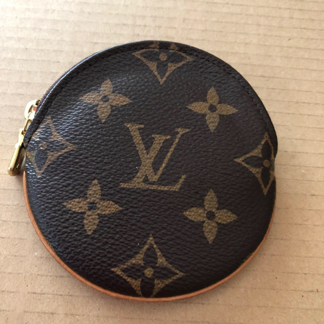 LOUIS VUITTON(ルイヴィトン)のルイヴィトン　小銭入れ レディースのファッション小物(コインケース)の商品写真