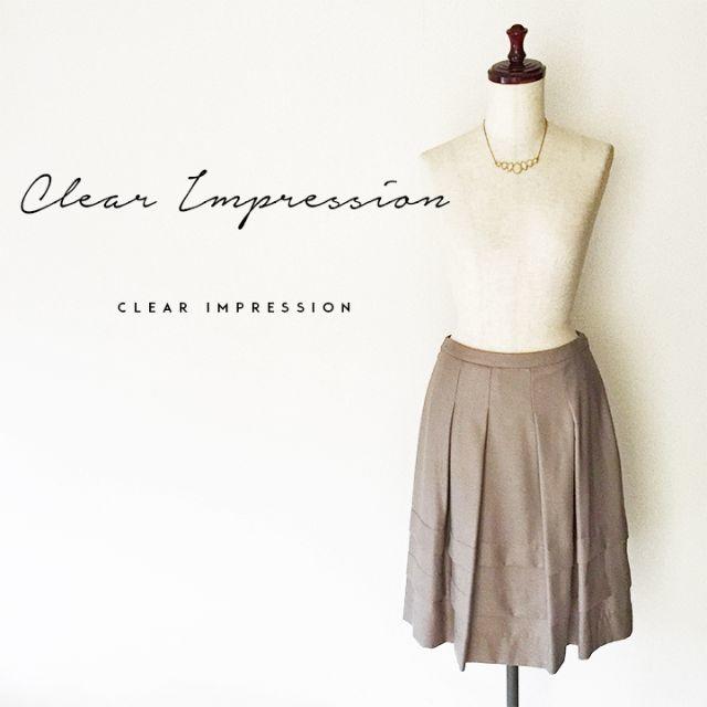 CLEAR IMPRESSION(クリアインプレッション)のCLEAR IMPRESSION☆夏物タックフレアスカート レディースのスカート(ひざ丈スカート)の商品写真