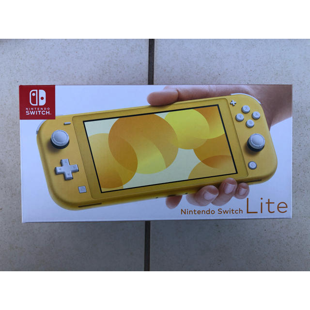 Nintendo Switch Lite  イエロー　スイッチ ライト 本体