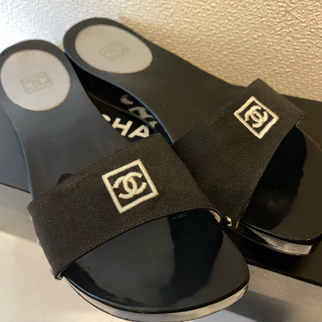 ラッピング無料 CHANEL シャネル ターンロックサンダル シャネル