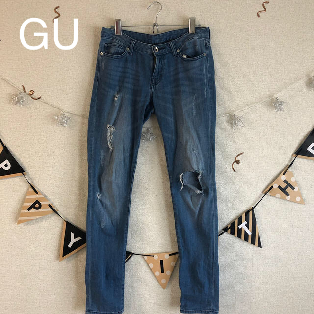 GU(ジーユー)のダメージジーンズ　GU レディースのパンツ(デニム/ジーンズ)の商品写真