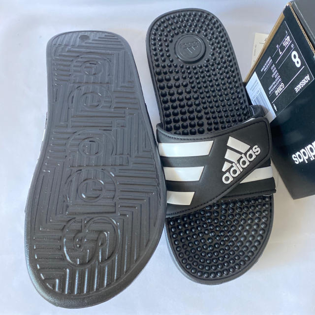 adidas(アディダス)の【新品】アディダス アディサージ サンダル US8 25cm 希少品 レディースの靴/シューズ(サンダル)の商品写真