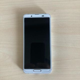 アクオス(AQUOS)のAQUOS sense3 lite.  ホワイトシルバー(スマートフォン本体)