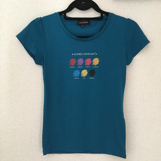 ターコイズブルーのTシャツ(Tシャツ(半袖/袖なし))