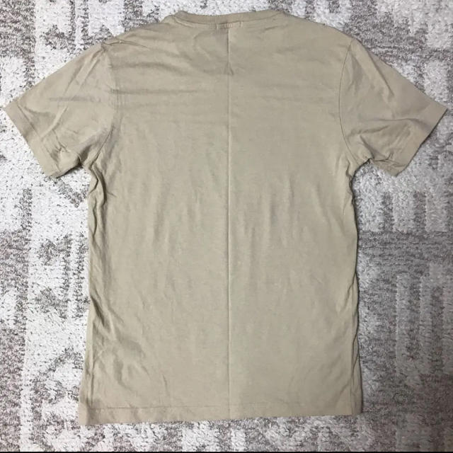 GU(ジーユー)のTシャツ　新品未使用 レディースのトップス(Tシャツ(半袖/袖なし))の商品写真