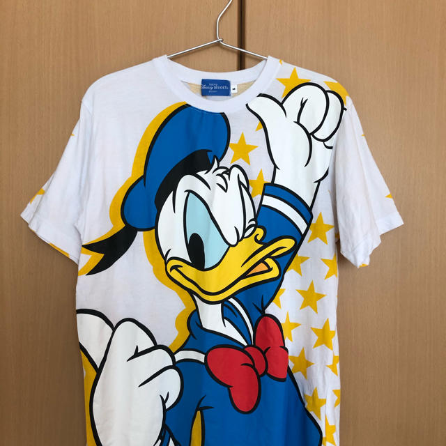 Disney(ディズニー)のディズニーランド　半袖　ドナルド　M メンズのトップス(Tシャツ/カットソー(半袖/袖なし))の商品写真