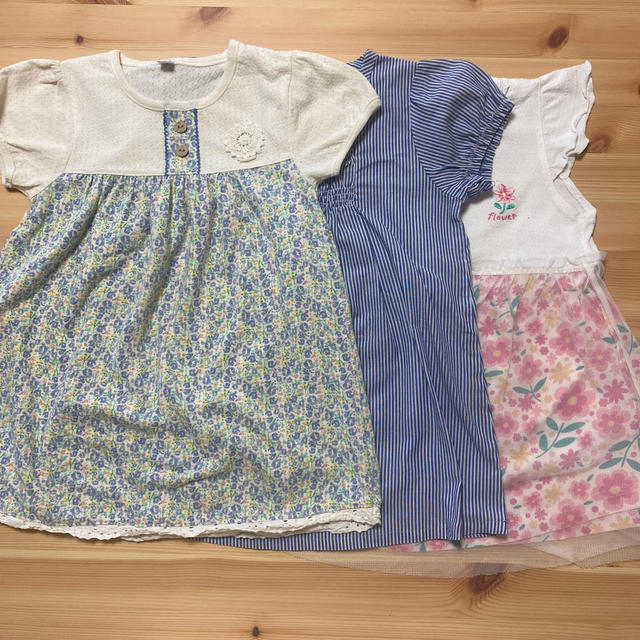 UNIQLO(ユニクロ)のキッズ ワンピース 3点セット キッズ/ベビー/マタニティのキッズ服女の子用(90cm~)(ワンピース)の商品写真