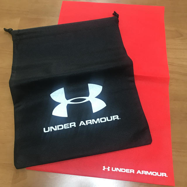 UNDER ARMOUR(アンダーアーマー)のアンダーアーマー袋 レディースのバッグ(ショップ袋)の商品写真